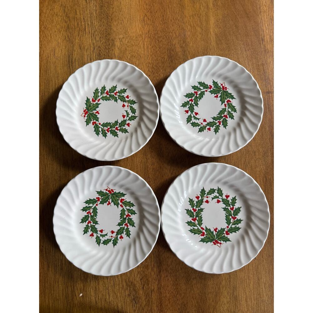 Vintage SCIO Japan Christmas Holly Plates Set of 4 Dessert Salad 6.5”